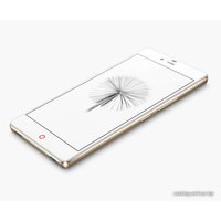 Телефон Nubia Z9 mini