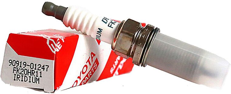 

Свеча Toyota 9091901247