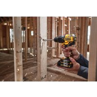  DeWalt DCK2062D2T (шуруповерт, винтоверт, 2 АКБ, кейс)