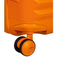 Чемодан American Tourister Fastforward Radiant orange 68 см