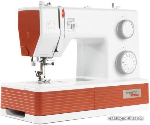 Электромеханическая швейная машина Bernina Bernette 05 Crafter