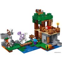 Конструктор LEGO Minecraft 21146 Нападение армии скелетов