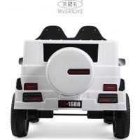 Электромобиль RiverToys Z111VO (белый)