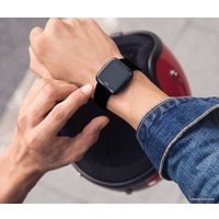 Умные часы Fitbit Versa (черный)