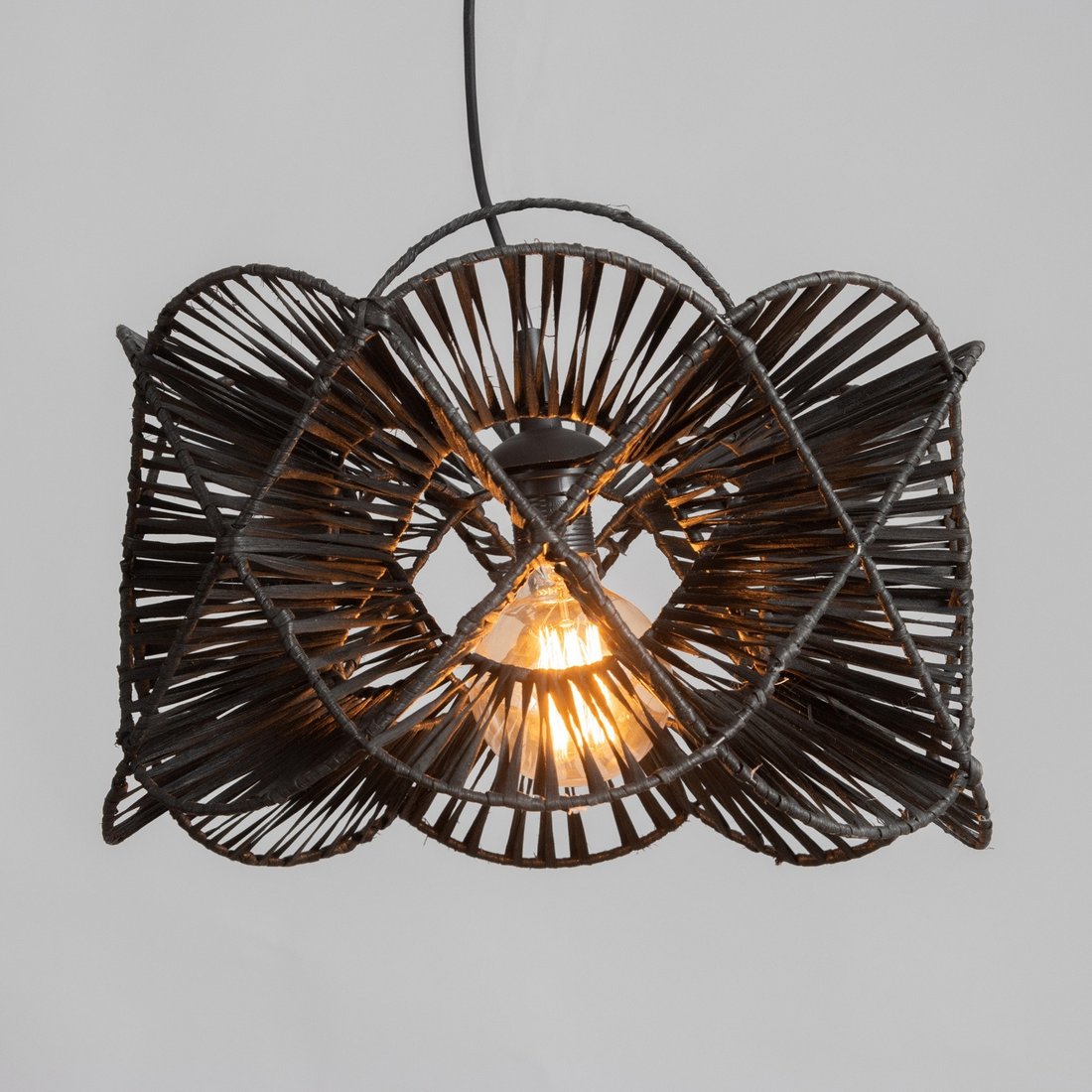 

Подвесная люстра Sima-Land Бесконечность 10090417 (черный)