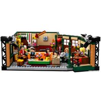 Конструктор LEGO Ideas 21319 Центральная кофейня