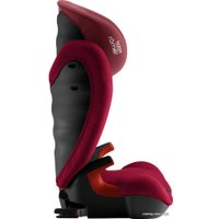 Детское автокресло Britax Romer Kidfix SL Black Series (красный)