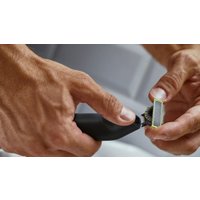 Универсальный триммер Philips OneBlade Pro 360 Face + Body QP6542/15