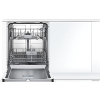 Встраиваемая посудомоечная машина Bosch SMV25AX00E