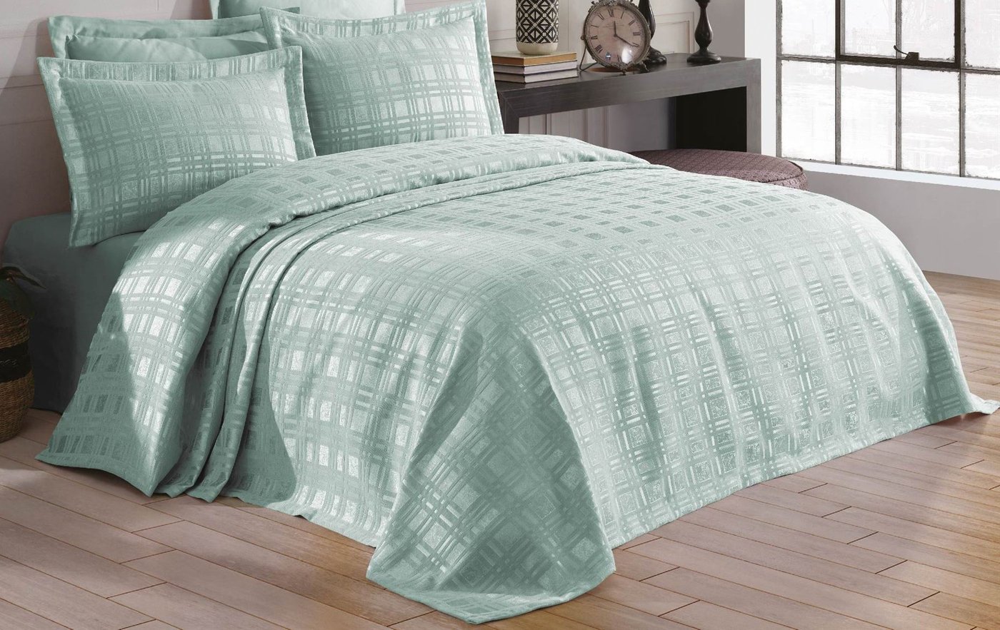 

Набор текстиля для спальни DO&CO Ekose 240x260 11563 (бирюзовый)