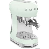Рожковая кофеварка Smeg ECF02PGEU