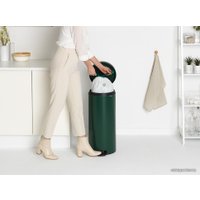 Мусорное ведро Brabantia Pedal Bin NewIcon 30 л (зеленая сосна)