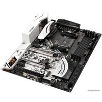 Материнская плата ASRock X370 Taichi