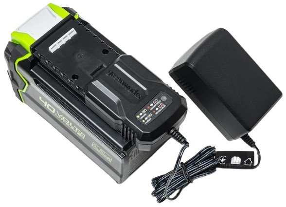 

Аккумулятор с зарядным устройством Greenworks G40B4 + G40UCM2M (40В/4 Ач + 40В)