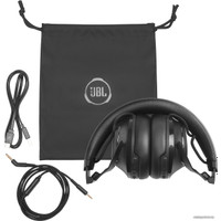 Наушники JBL Club 700BT