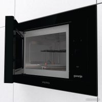 Микроволновая печь Gorenje BM235G1SYB