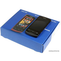 Смартфон Nokia 700