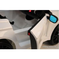 Электромобиль RiverToys BMW M5 A555MP (белый)