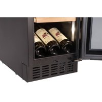 Винный шкаф Avintage AVU31D88