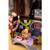 Конструктор LEGO Wednesday 76781 Комната в общежитии Уэнсдей и Энид