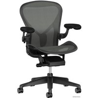 Офисное кресло Herman Miller Aeron (цвет графит, размер В, с опцией наклона назад)