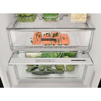 Холодильник Whirlpool W7X 82I K