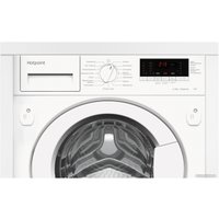 Стиральная машина Hotpoint BI WMHD 7282 V