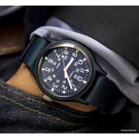 Наручные часы Timex TW2R37300