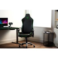 Игровое (геймерское) кресло Razer Iskur X (черный/зеленый)