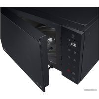 Микроволновая печь LG MS2535GIB