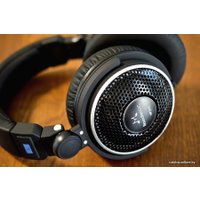 Наушники SoundMagic HP200