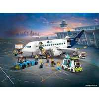 Конструктор LEGO City 60367 Пассажирский самолет