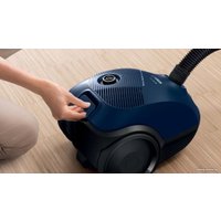 Пылесос Bosch Serie 2 BGBS2BU1T