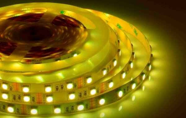 

Светодиодная лента Apeyron 00-17