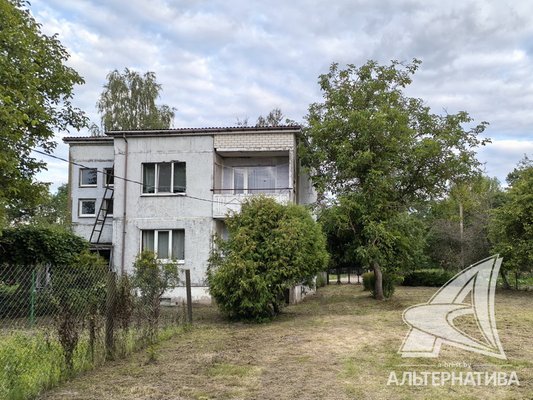 4-комн. квартира, 80.2 м², Остромичи