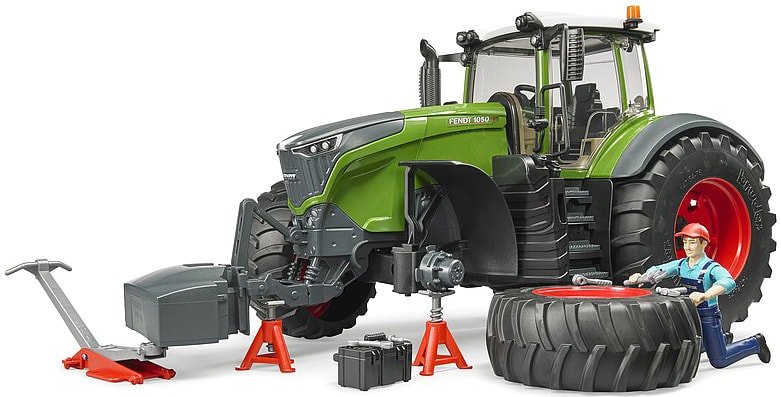 

Танк Bruder Fendt 1050 Vario с фигуркой и аксессуарами 04041