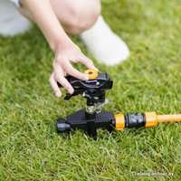 Распылитель Fiskars Импульсный на колесиках 1023656