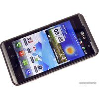 Телефон LG Optimus 3D P920