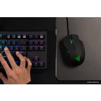 Игровая мышь Razer Naga Hex V2