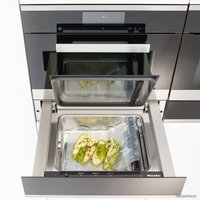 Вакуумный упаковщик Miele EVS 7010 BRWS