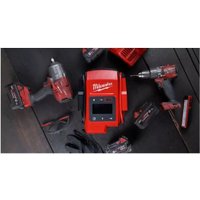 Пусковое устройство Milwaukee Jump Starter M18 JS2000-0 4933498026 (без АКБ)