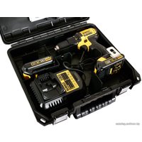 Дрель-шуруповерт DeWalt DCD780C2 (с 2-мя АКБ)
