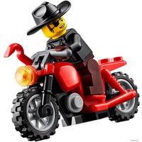 Конструктор LEGO City 60243 Погоня на полицейском вертолете