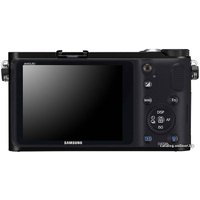 Беззеркальный фотоаппарат Samsung NX210 Body