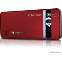 Кнопочный телефон Sony Ericsson C902