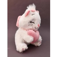 Классическая игрушка ILikeGift Котенок с сердечком 106-093