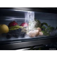 Однокамерный холодильник Miele K 7773 D