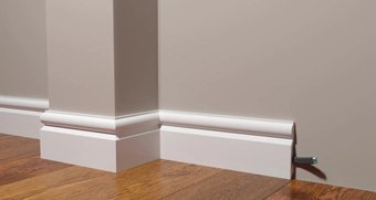 Плинтус Decor-Dizayn DD137