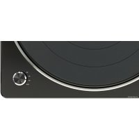 Виниловый проигрыватель Denon DP-400