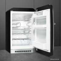 Однокамерный холодильник Smeg FAB10HRBL5